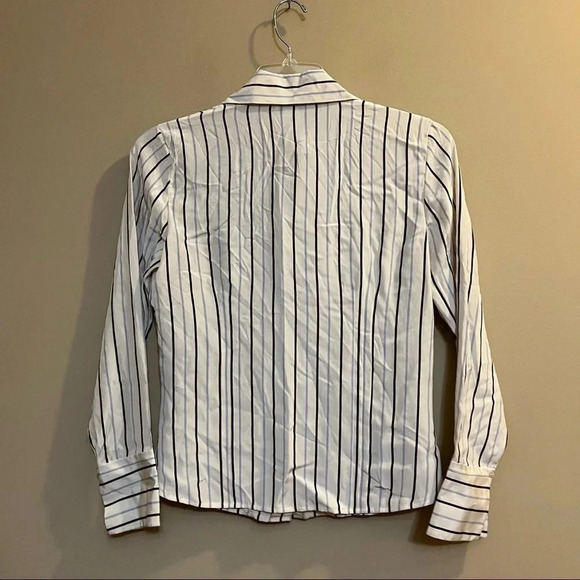 Andrea Viccaro NWT Women Small 100% Silk Button Front Shirt Classic Career - Picture 7 of 9